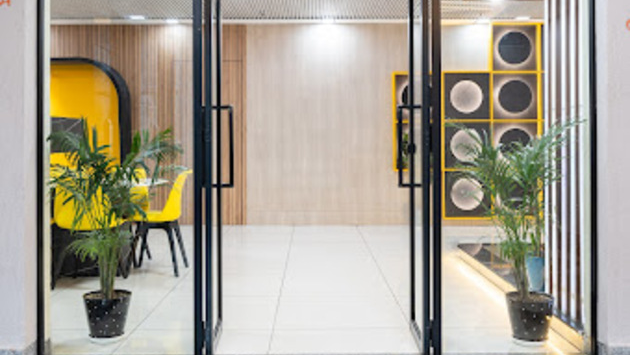 GoSpace 8666 4 Seater Meeting Room