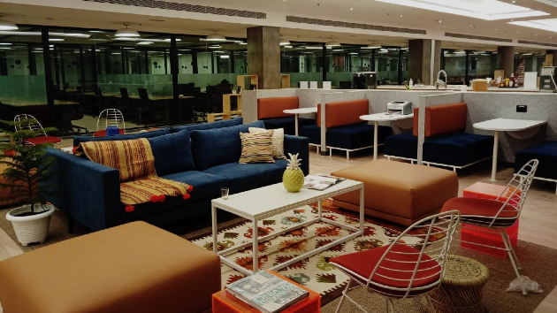 4 Seater Meeting Room