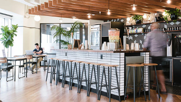 4 Seater Meeting Room 