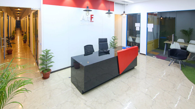 4 Seater Meeting Room