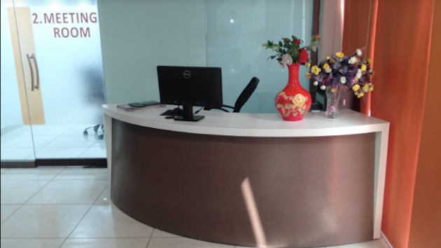 4 Seater Meeting Room