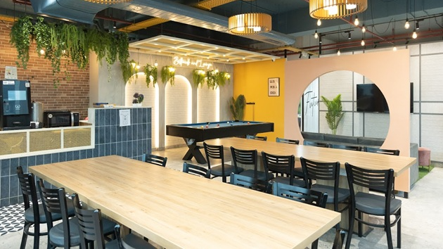 4 Seater Meeting Room