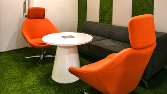 4 Seater Meeting Room