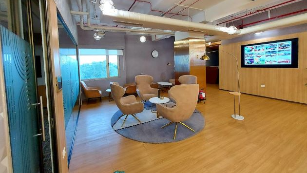 4 Seater Private  Cabin