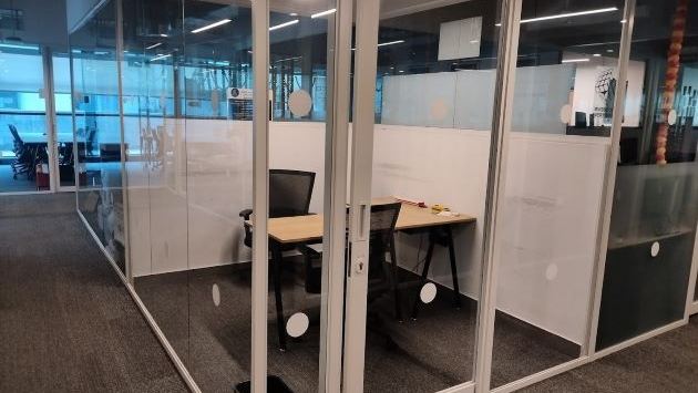 4 Seater Private Cabin