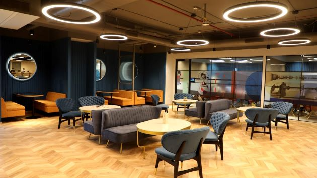 4 Seater Private Cabin