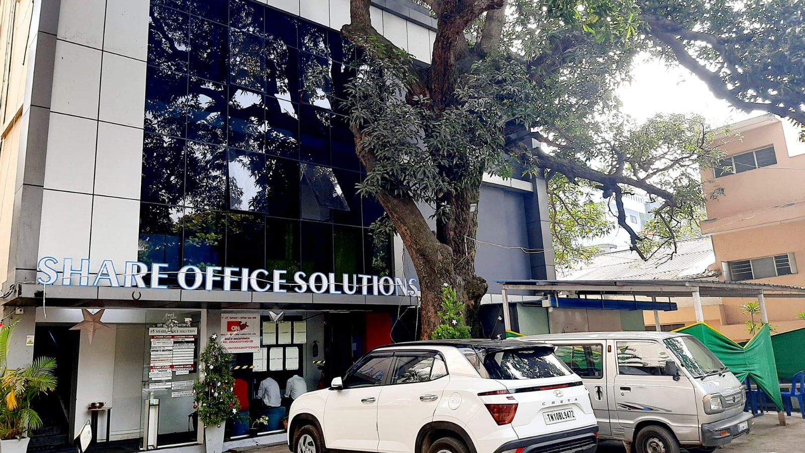 4 Seater Private Cabin