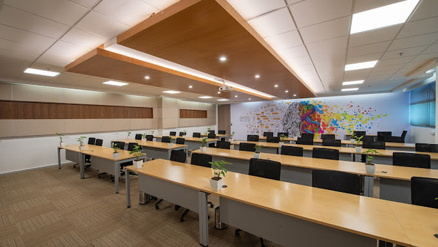 4 Seater Private Cabin