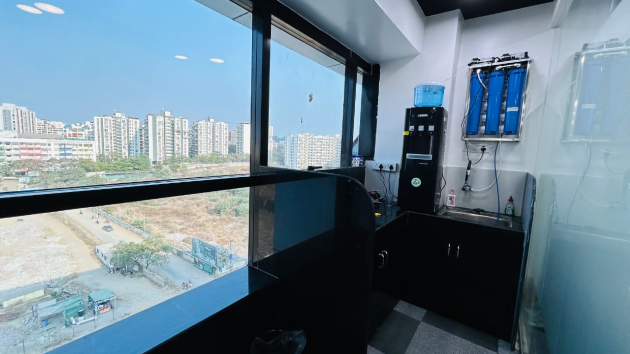 4 Seater Private Cabin