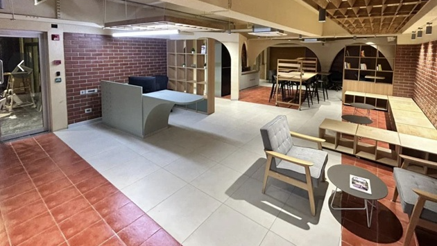 4 Seater Private Cabin