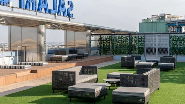 4 Seater Private Cabin