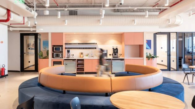 4 Seater Private Cabin