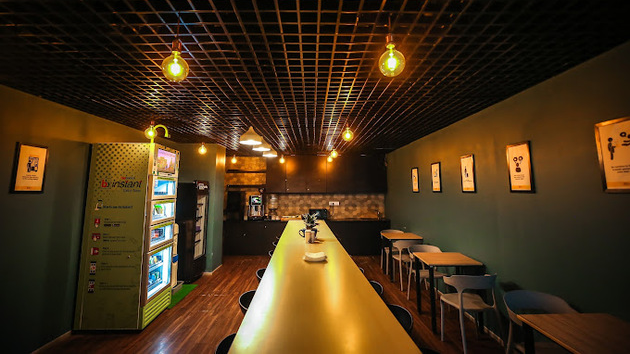 4 Seater Private Cabin 