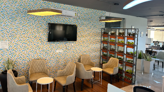 4 Seater Private Cabin