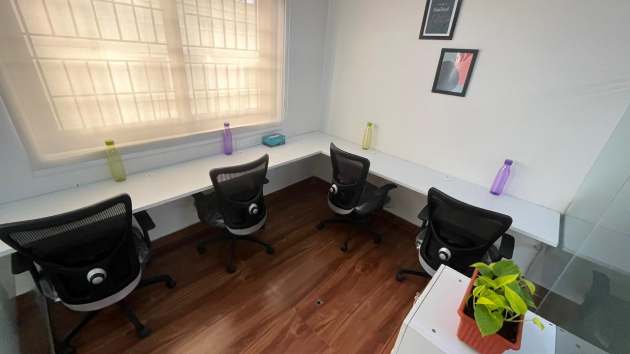 4 Seater Private Cabin