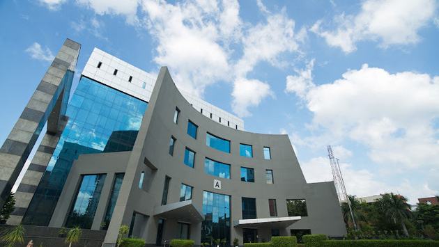 4 Seater Private Cabin 