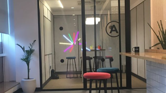 4 Seater Private Cabin