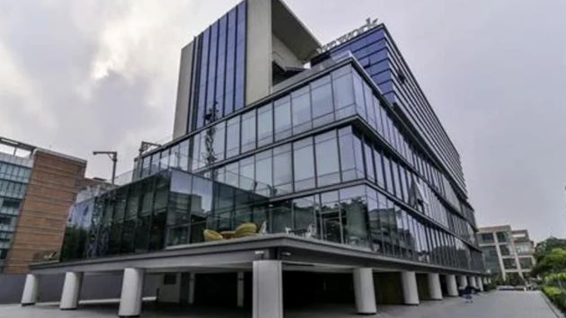 4 Seater Private Cabin