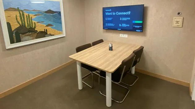 4 Seater Conference Room in Kalyani Nagar - WeWork Raheja Woods | GoSpace 6459