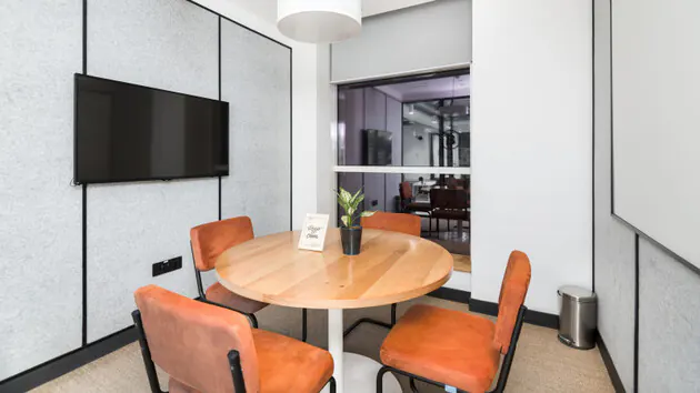 4 Seater Meeting Room in Sector 18 - WeWork Blue One Square | GoSpace 8580