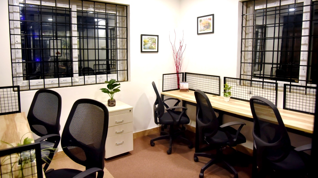 5 Seater Private Cabin S2