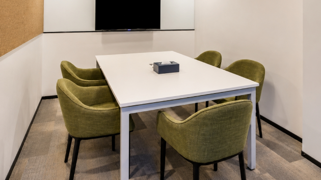 5 Seater Conference Room