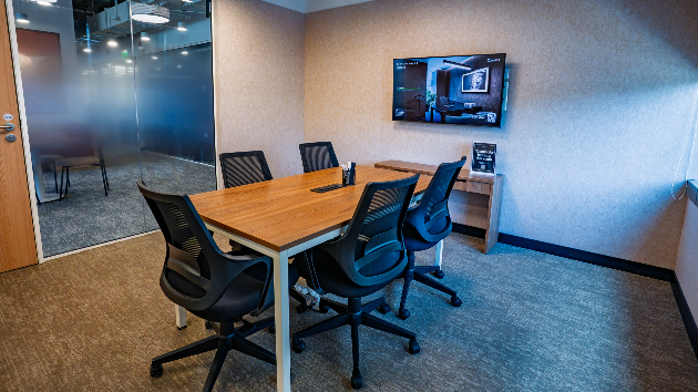 5 Seater Conference Room in Whitefield - WeWork Vista Earth | GoSpace 21289