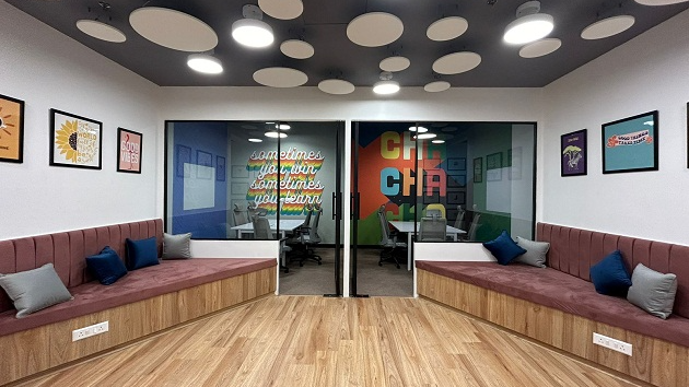 5 Seater Meeting Room