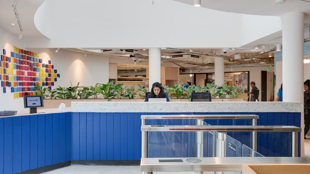 5 Seater Meeting Room