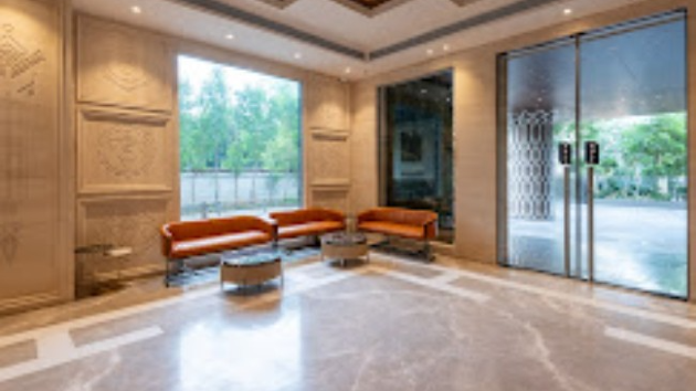 5 Seater Meeting Room