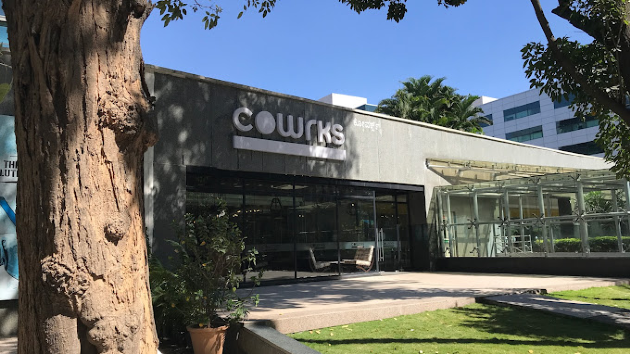 5 Seater Meeting Room