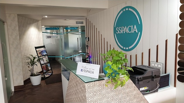 5 Seater Meeting Room