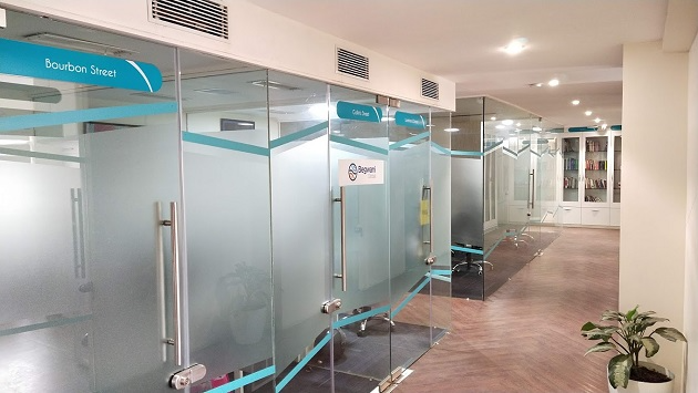 5 Seater Meeting Room