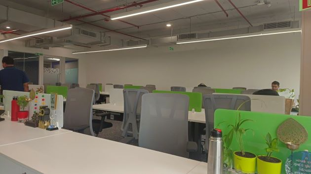 5 Seater Meeting Room