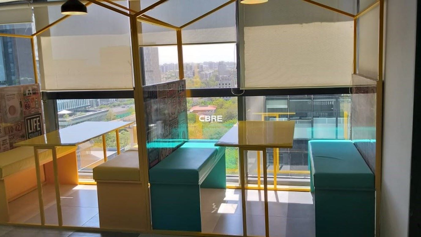 5 Seater Private Cabin