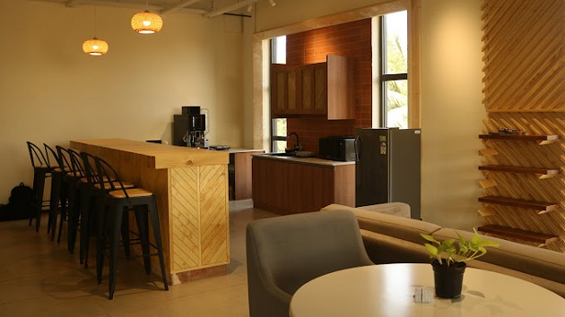 5 Seater Private Cabin