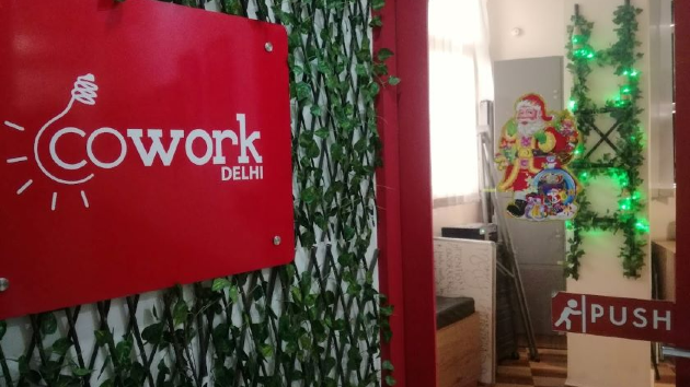 5 Seater Private Cabin 