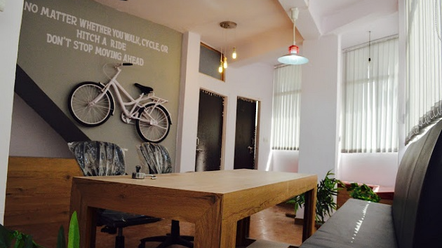 5 Seater Private Cabin 