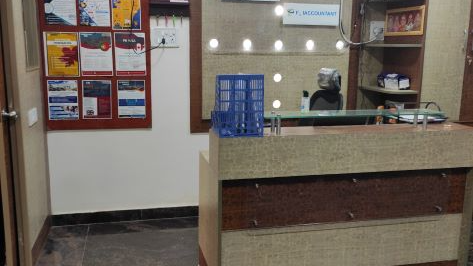 5 Seater Private Cabin