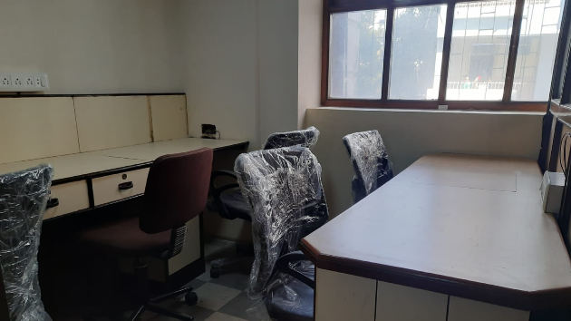 5 Seater Private Cabin