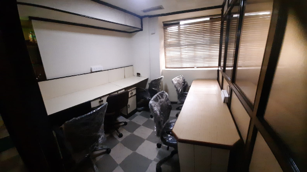 5 Seater Private Cabin