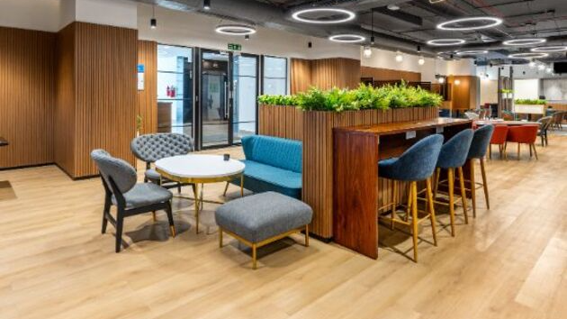 5 Seater Private Cabin