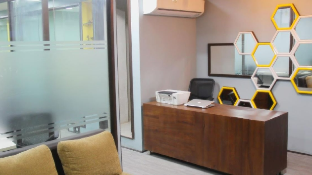 5 Seater Private Cabin