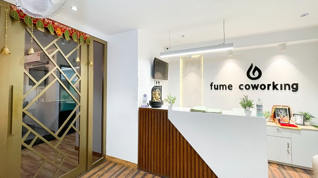 GoOffice 7455 5 Seater Private Cabin