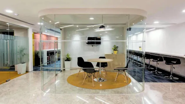 5 Seater Meeting Room