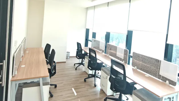 5 Seater Private Cabin in Pimpri Chichwad - AWFIS Sukhwani Busniess Hub | GoOffice 6667