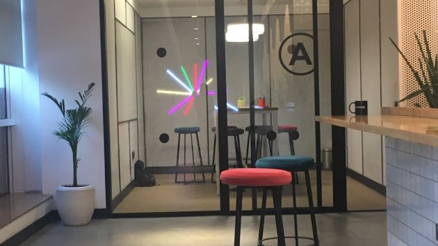 6  Seater Private Cabin