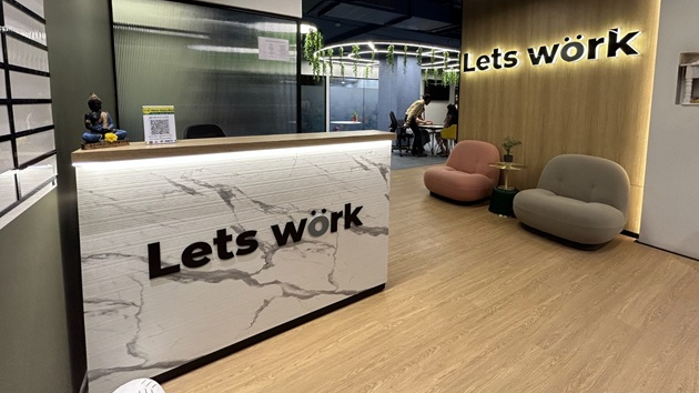 6 Seater Conference Room