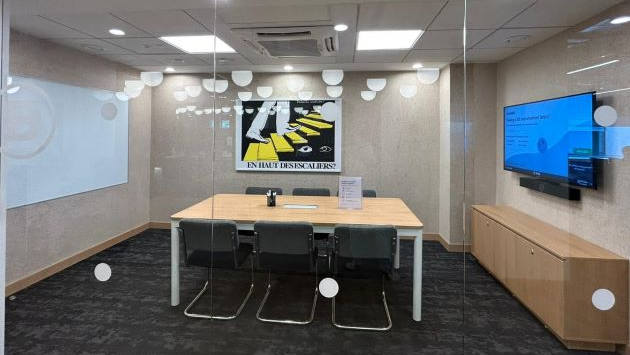 6 Seater Conference Room