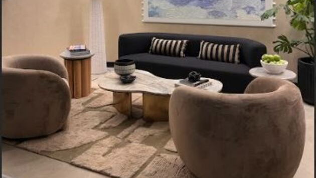 6 Seater Conference Room